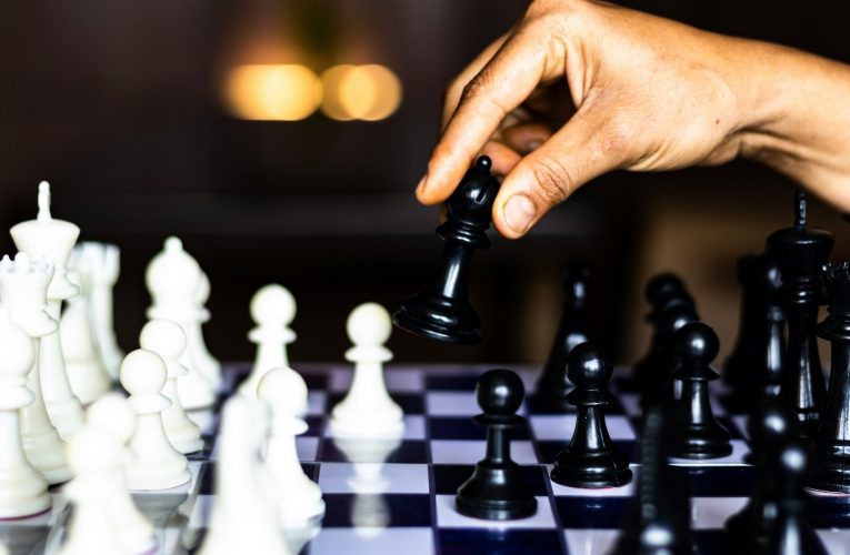 WR Chess retiene su título en el Mundial Blitz por equipos pese a un comienzo accidentado