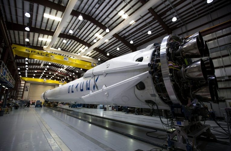 El volantazo de Musk: SpaceX frena su viaje a Marte y se alía con Tesla para un megaproyecto de chips